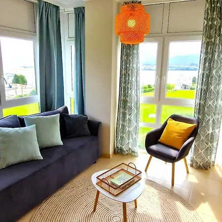 Playa Vistas Al Mar & Piscina & Parking Apartment