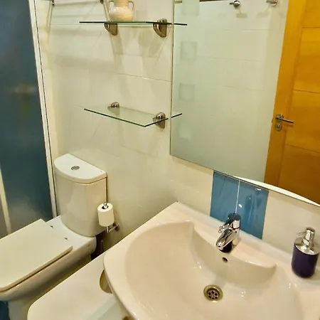 Playa Vistas Al Mar & Piscina & Parking Apartment *